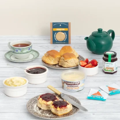 Individual Devon Cream Tea Hamper with Biscuits