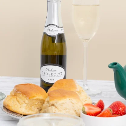 Devon Cream Tea with Prosecco